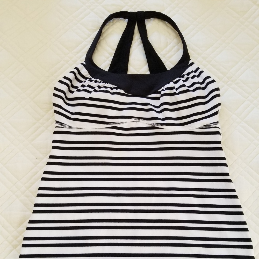 Scoop Me Up black & white striped Lululemon tank 6